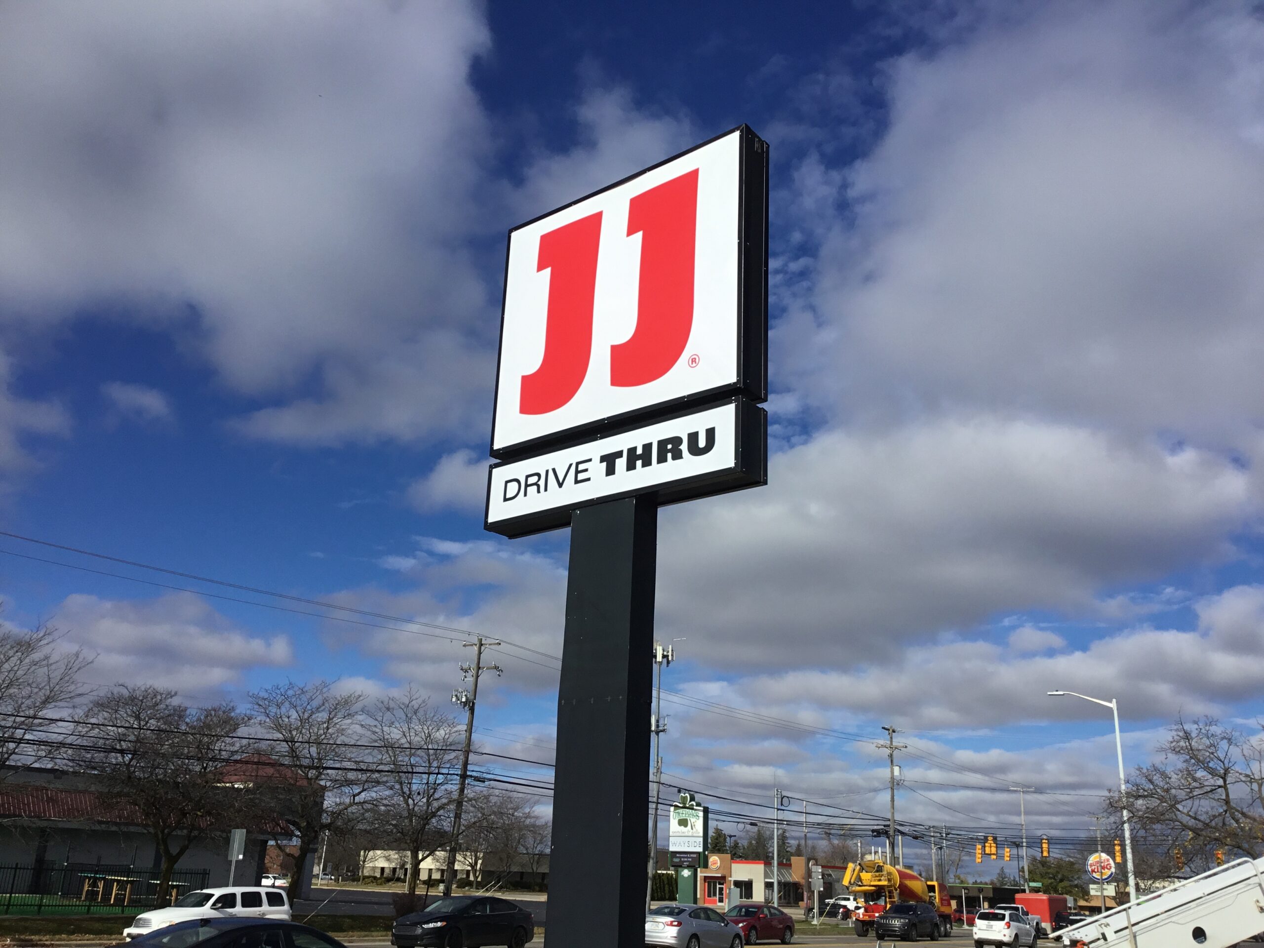 Jimmy John's pylon sign in Mt. Pleasant, MI