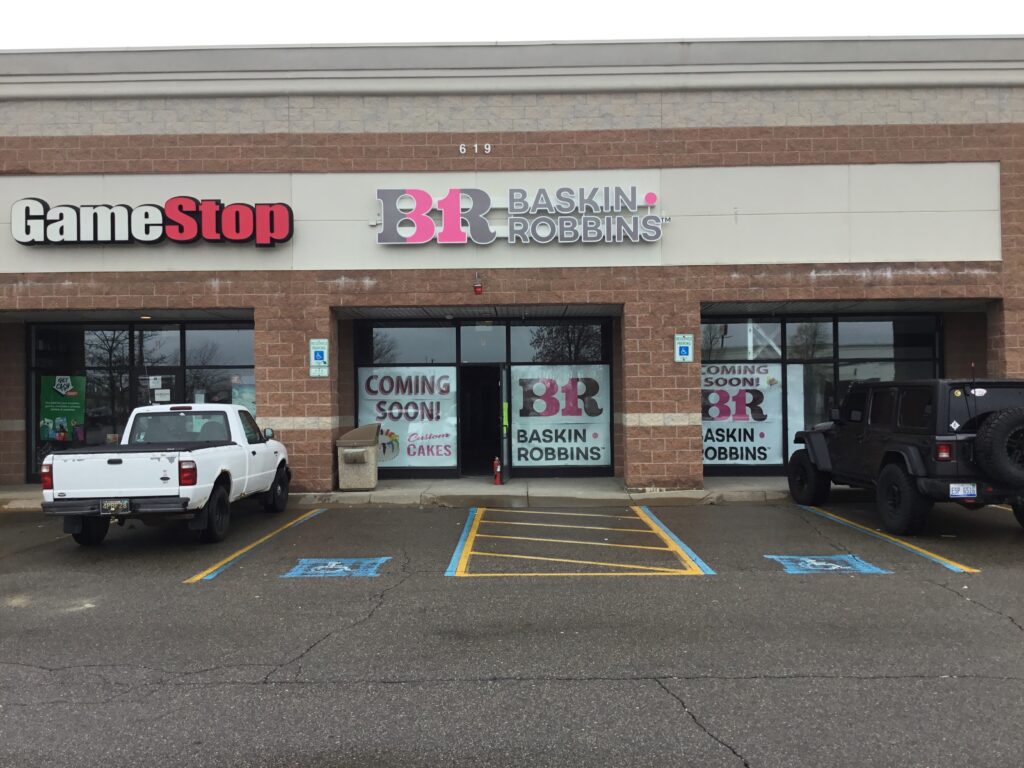 Baskin Robbins wall letters in Lansing, MI